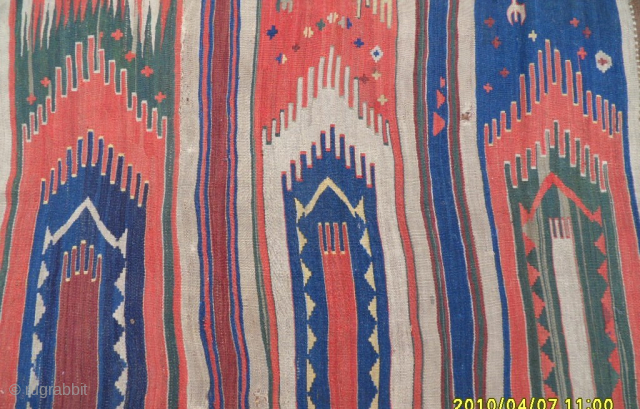 Anatolian Saff Kilim
Size: 165x103 cm.
Mail: makifhali@yahoo.com                           