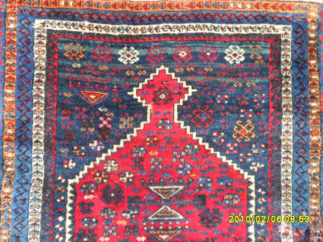 Antique Konya Cihanbeyli Kurdish Rug Size:133 x 105 cm. Mail: makifhali@yahoo.com                      