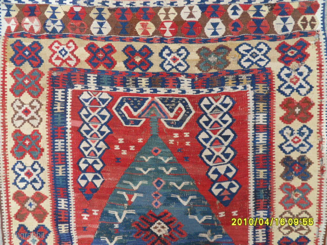 Antique Erzurum Kilim 
Size: 145 x 93 cm.
Mail: makifhali@yahoo.com                        