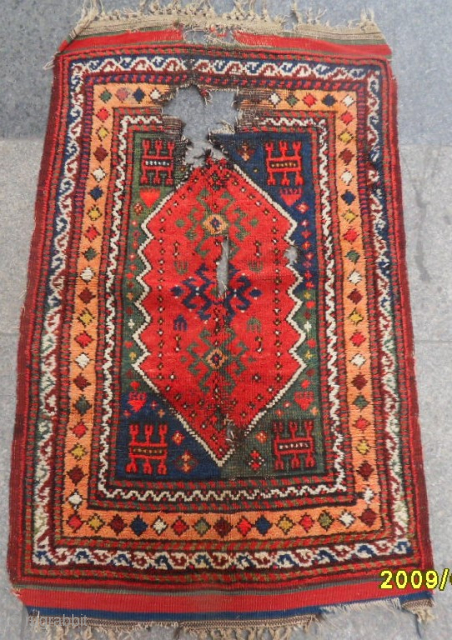 Antique Karakecili Yastik Size: 105 x 70 cm.
Mail: makifhali@yahoo.com                        