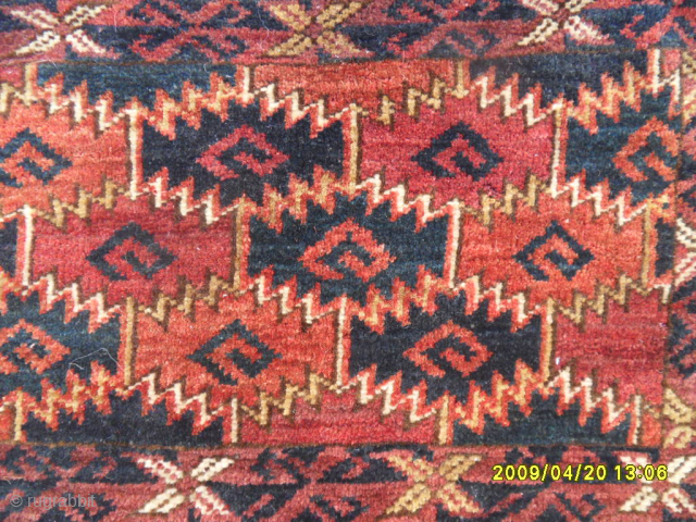 Old Turkmen Asmalık
Size: 165 x 45 cm.
Mail: makifhali@yahoo.com                         