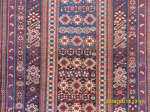 Antique Caucasian Chichi Rug
Size: 202 x 127 cm.
Mail: makifhali@yahoo.com                        