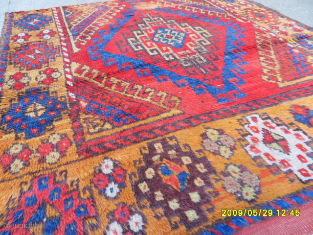 Antique Cappadocia Fragment Size: 130 x 130 cm. Mail: makifhali@yahoo.com                       