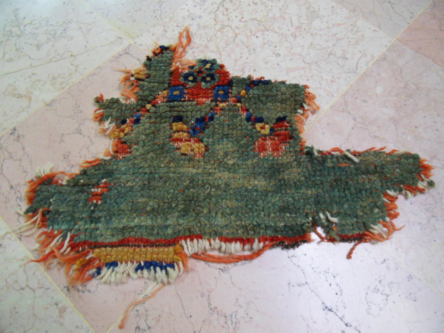 Antıque Anatolıan Ushak Fragment Just Green Color. size:35x50
makifhali@yahoo.com
GSM: +905324212758