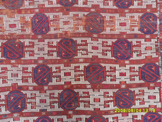 Antique Bergama Cicim 
Size: 190 x 152 cm. 
Mail: makifhali@yahoo.com                       