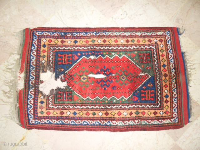 Rare Antıque Anatolıan Small Carpet All Naturall Colors size: 106x73
Mail: makifhali@yahoo.com
GSM: 5324212758                     