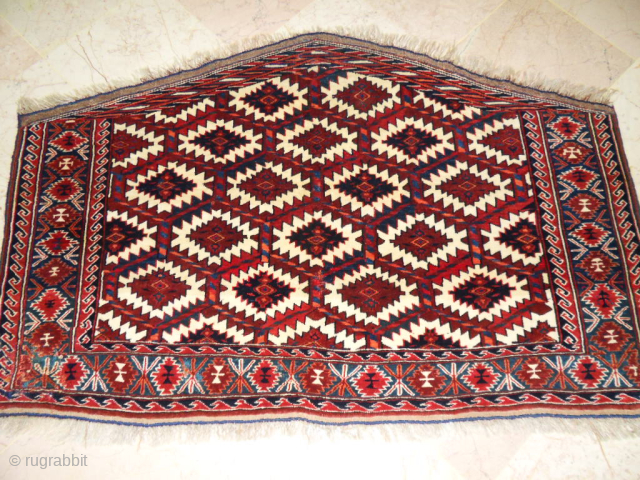 Antıque Turkoman Asmalık All Natural Colors And Perfect size: 122x80
Mail: makifhali@yahoo.com
GSM: +905324212758                     
