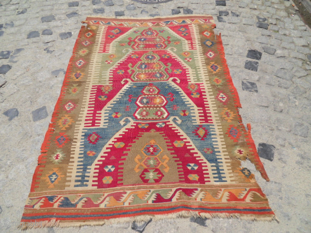 Rare Antıque Anatolıan with stairs Kelim Very Nice size:170x115
Mail.makifhali@yahoo.com
GSM:+905324212758