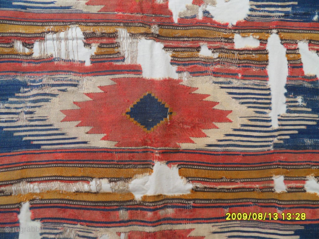Antique Manastır Kilim
Size: 205 x 165 cm.
Mail: makifhali@yahoo.com                         