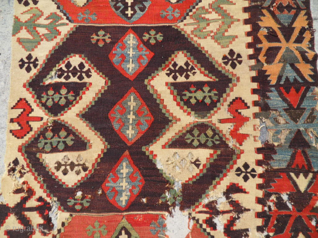 Antıque Anatolıan Half Kelim size:440x100 cm.
Mail: makifhali@yahoo.com
GSM:+905324212758
