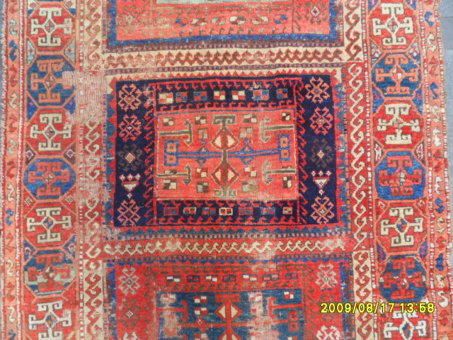 Antique Anatolian Sivas Sharkısla Rug
Size: 375 x 145 cm.
Mail: makifhali@yahoo.com                       