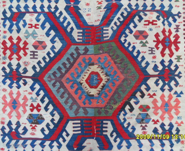 Antique Anatolian Hotamıs Kilim
Size: 310 x 127 cm. 
Mail: makifhali@yahoo.com                       