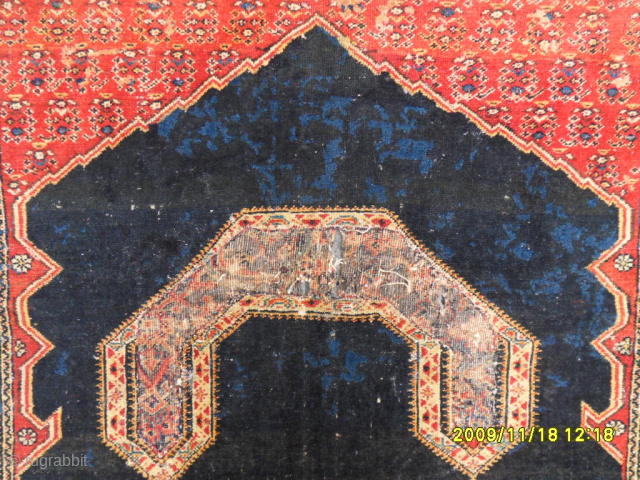 Antique Sinneh Rug
Size: 90 x 84 cm.
Mail: makifhali@yahoo.com