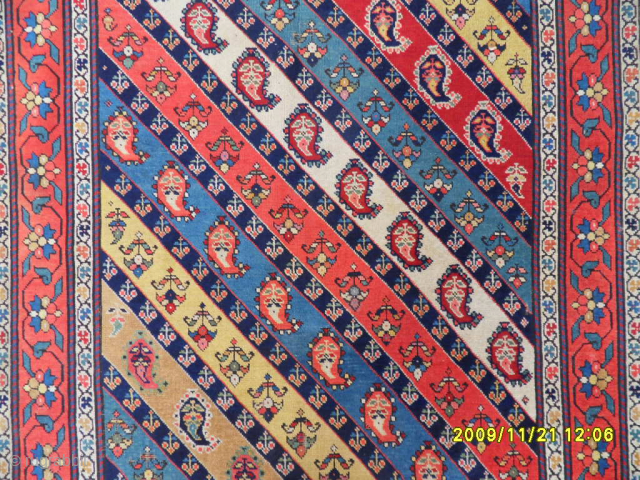Antique Caucasian Shall Rug
Size: 345 x 120 cm.
Mail: makifhali@yahoo.com                        