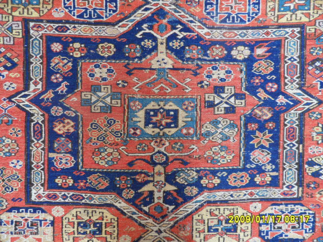 Antique Shumak Kilim
Size: 300 x 165 cm.
Mail: makifhali@yahoo.com