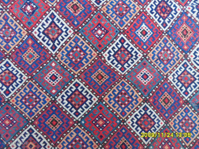 Antique Shahsavan Bagface
Size: 72 x 69 cm.
Mail: makifhali@yahoo.com                         