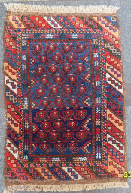 Baluch Yastık
Size: 75 x 55 cm.
Mail: makifhali@yahoo.com                          