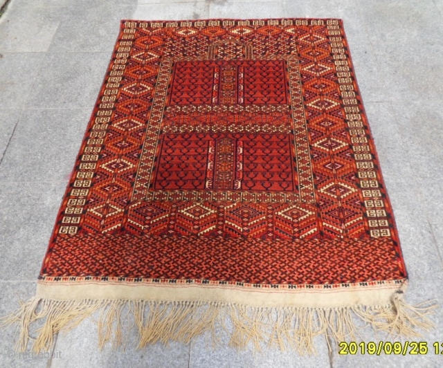 Antıque Türkmen Ensi Prayer Carpet size. 145x120 cm:                         