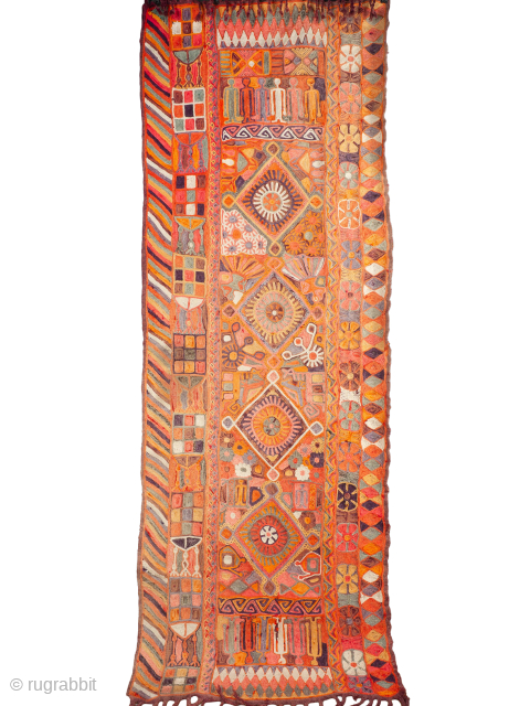 Izar-as-Samawa Iraqi Wedding Blanket


Very rare Mid Century Izar-as-Samawa, commonly known as an Iraqi Wedding Blanket,  from the Ma’dan community* in southern Iraq. Circa 1960's. 254cm x 90cm.

 

Traditionally created from two panels  ...