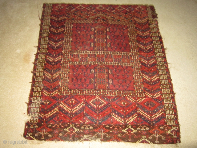 Tekke Ensi mid 19th century unusual design great colors 4X4'8                       