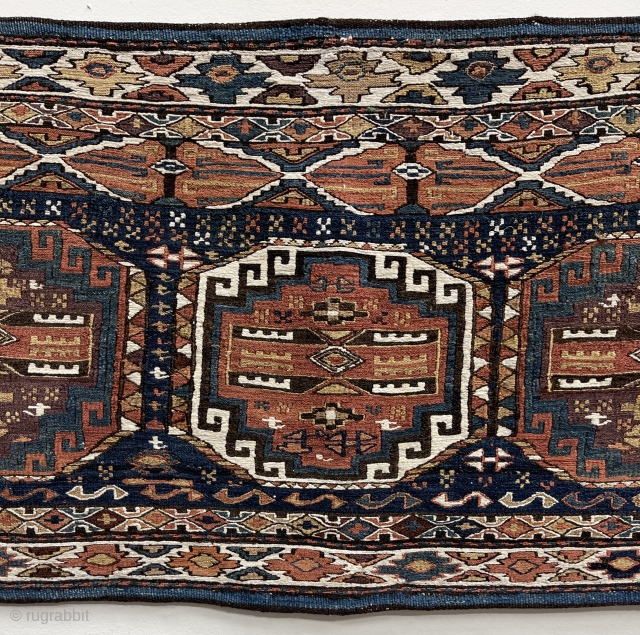 Sahsavan Mafrash 1'7x3'9 
aydinrugs@gmail.com                             