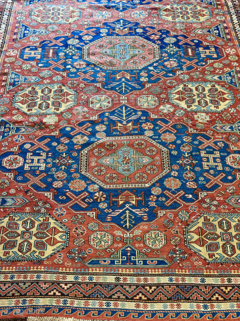 Caucasian sumak goo condition all naturel colors size 85X113 
rugs2005@gmail.com                       