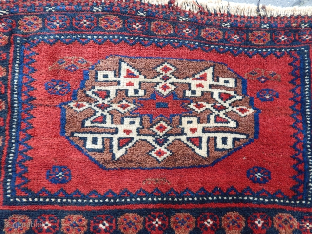 Antique Veramin Rug Bag Size.34x53cm E-mail.anatolianpicker@gmail.com                           