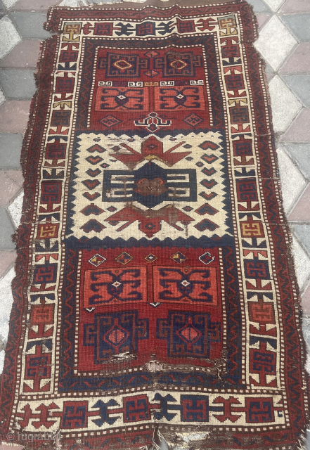Antique East Anatolian Savak Rug
Size :184x96 cm