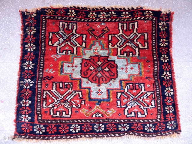 Antique Qashqaii Bagface                              
