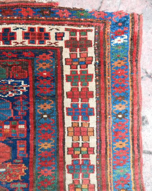 Antique Saucbulang Rug