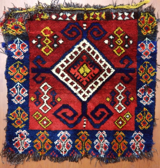 Antique Kırgız Rug Bagface                             