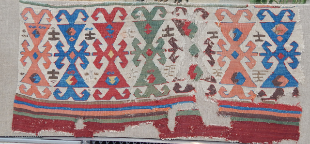 Antique Anatolian Hotamıs Kilim Elem                            
