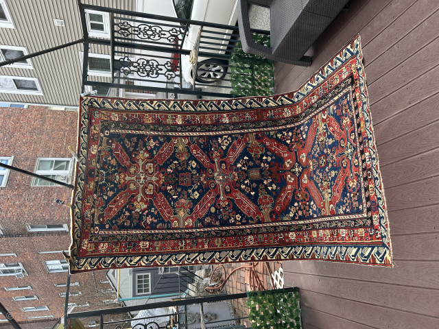 Antique gallery size seychour or zeichour 5’ 3” x 10’ great condition                     
