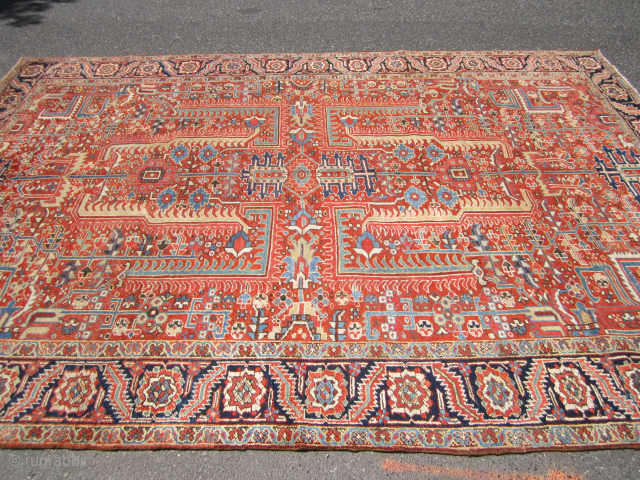 superb antique heriz 8' 7" x 12' 5" excellent condition no issue ready to go