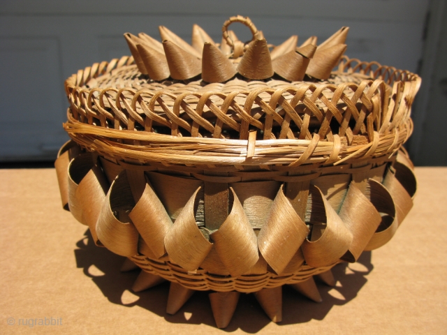 Antique hand woven basket, Chippewa / Ojibwa people, Western Great Lakes, early 20thC, ash splints, lidded and footed, decorated with curlicue weave, some of the weavers were dyed with green but faded,  ...