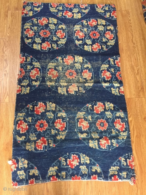 Tibetan rug, size 111*78cm . Flower medallion in blue color.                       