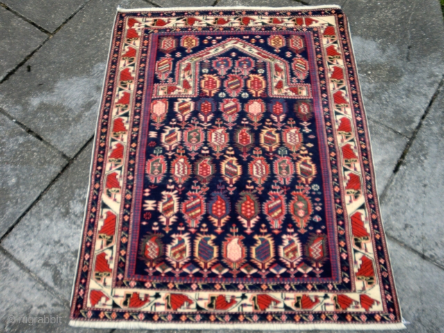 Pleasing Marasali prayer rug in excellent condition. Size 151 by 122cm. Ask for more photos if needed.                