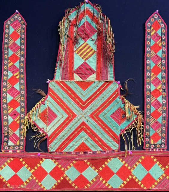 Antique Turkmenistan - Ersary ceremonial camel wedding fragment. Broad cloth patchwork with silk fabric. İt has Russian printed cotton backing. İt is in good condition. Size : (82.5'' x 82.5'') - (''210  ...