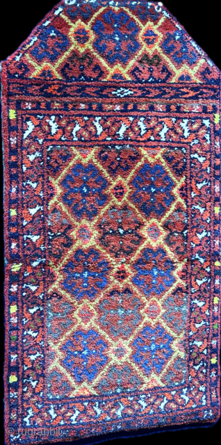 Turkmen pile mini prayer. (23.5'' x 12'') - (''60 cm x 30 cm''). turkmansilver@gmail.com.                   