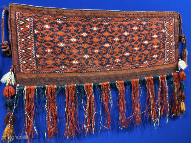 Turkmen - Ersary kilim torba. Size : 33.5'' x 13.5'' x 10'' - ''85 cm x 35 cm without tassels x Tassels : 25 cm'' turkmansilver@gmail.com.       