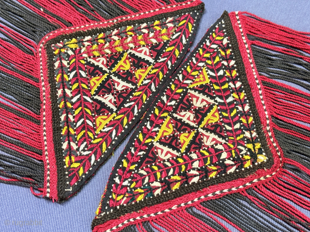 Turkmen pair of silk embroidered tassels hanging. It is in good condition. Size : 7.5'' x 7.5'' - ''20 cm x 19 cm'' turkmansilver@gmail.com.         
