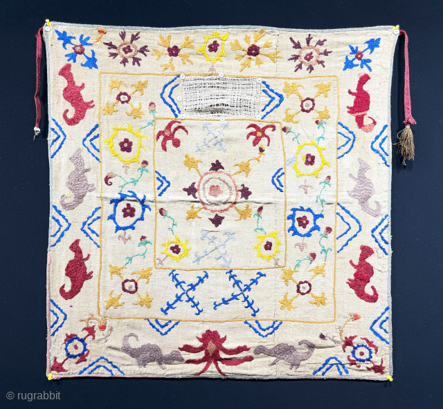 Tajikistan Silk Embroidered Bridal Wedding Veil. Size - ''72 cm x 73 cm'' turkmansilver@gmail.com.                   