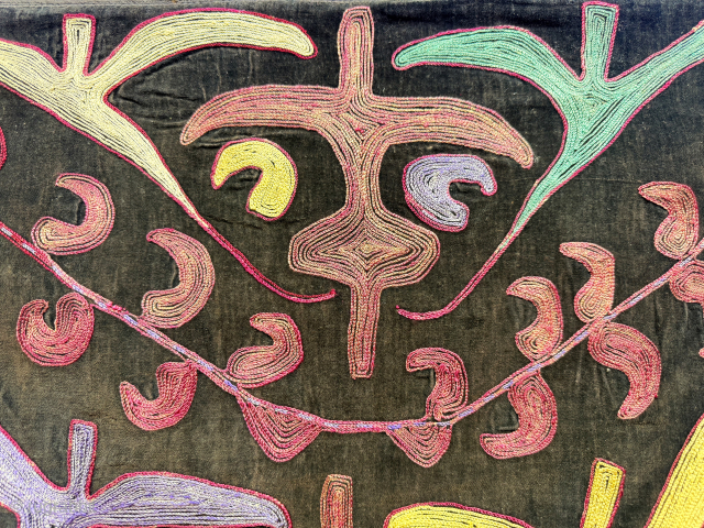 Kyrgyzystan talismanic silk embroidered fragment with zoomorphic patterns. Size - 28.5'' x 20.5'' - ''73 cm x 52 cm'' turkmansilver@gmail.com.             