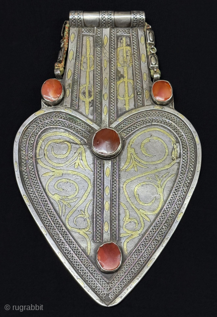 Antique Turkmen Silver Asyk Pendant with old Carnelian. Circa - 1900 or earlier. turkmansilver@gmail.com.