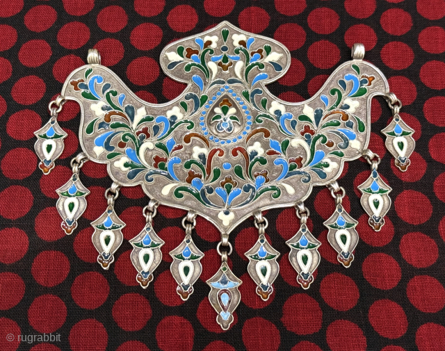 Central Asia Uzbekistan - Bokhara tribal silver enameld pendant with dangles. İt is in great condition. Size : (6'' x 6'') x (''15 cm x 15 cm'') x Weight : 120 gr. ...