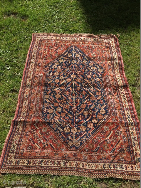 Nice small Gashgai rug with red weft: 185 cm x 120 cm as found. Only good colours.                