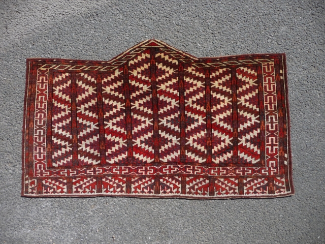 Rare seven sided Yomut asmalyk, circa 1900, inorganic dyes, excellent conditionSOLD                      