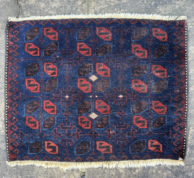 Rare Baluch Bag with silk Highlights, it is very fine size is 50 x 42 cm.

For more info please contact on this Email or this number theantiquedecor@hotmail.com tel : +44 7985418910  