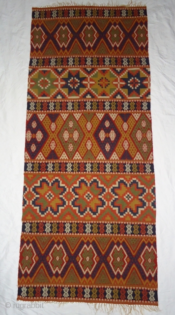 Handmade swedish Killim runner.
Size. 2 by 5 feet.
Excellent condition.                        