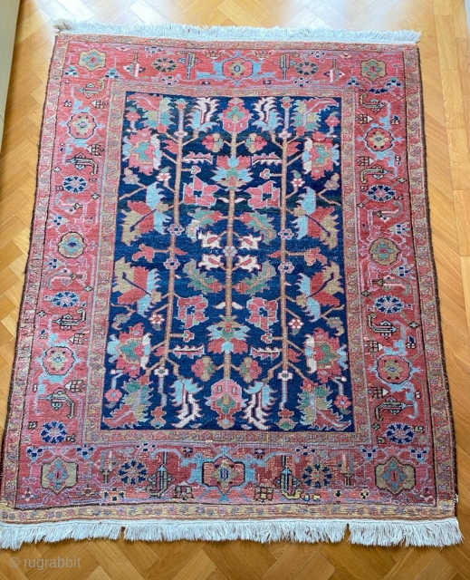 Antique Heriz Rug

Very Pretty and decorative rug

Approx. size 2 m x 1.5 m
                    